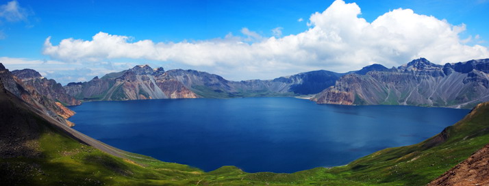 Mountain Changbai Sky Pond1
