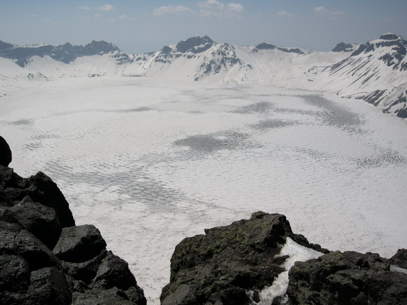 Mountain Changbai Sky Pond12