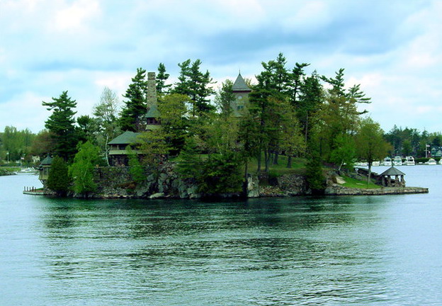 photo of Thousand-Island Lake