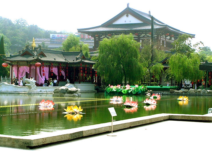 The Nine-Dragon Lake8