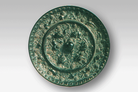 Bronze Mirror with Lucky Animal and Grape Patterns (Tang Dynasty) Bronze Mirror with Lucky Animal and Grape Patterns (Tang Dynasty)