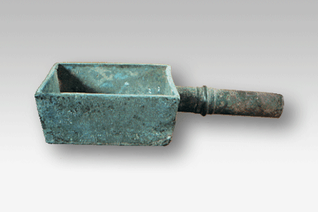 Bronze sheng (Qin Dynasty) Bronze sheng (Qin Dynasty)