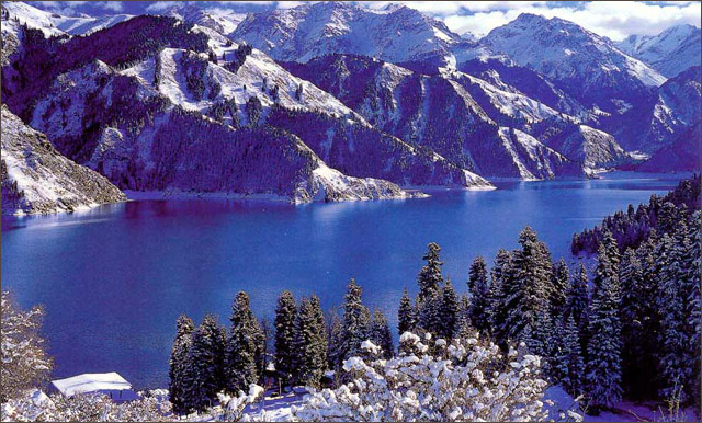 Tianchi Lake at Mountain Tianshan12 Tianchi Lake at Mountain Tianshan12