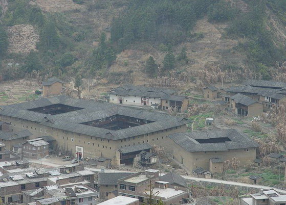 Yongding Hakka Earth Buildings4