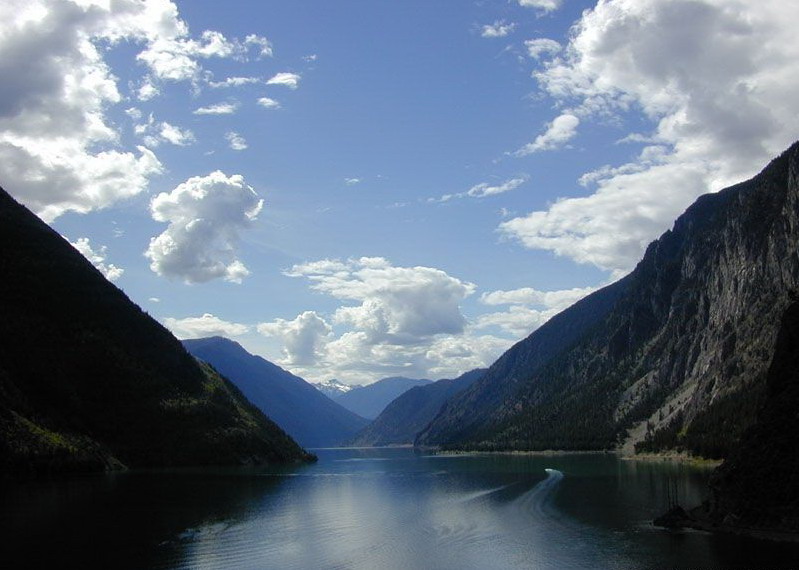 Golden Lake Tourist Area6