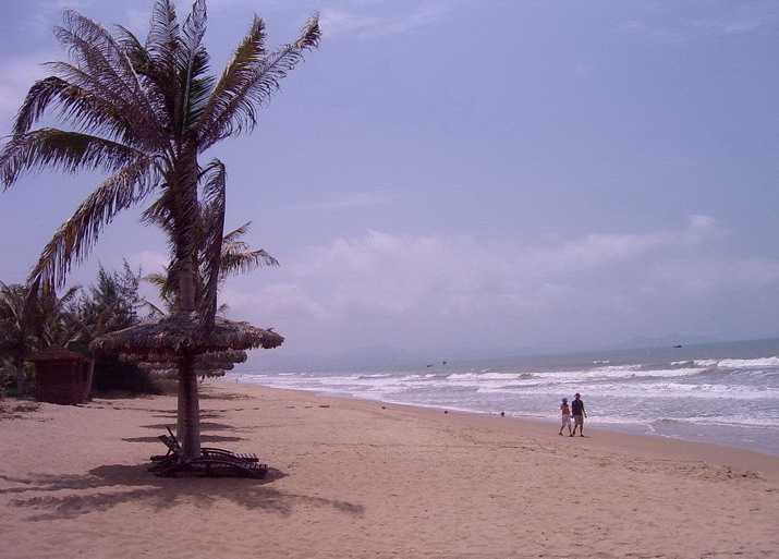Holiday Beach1