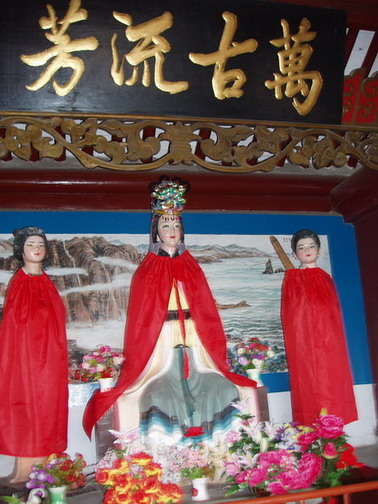 Mengjiangnu Temple14