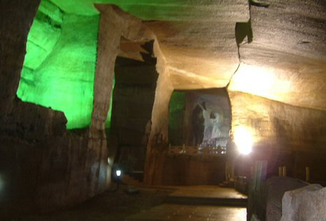 Huashan Mysterious Grottos11 Huashan Mysterious Grottos11